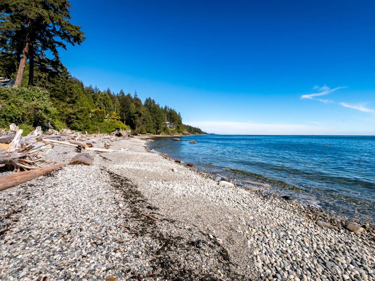 2647 Manatee Road, Roberts Creek, BC, V0N 2W4 - 17