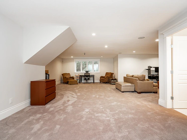 4676 Decourcy Court, West Vancouver, BC, V7W 3J5 - 15