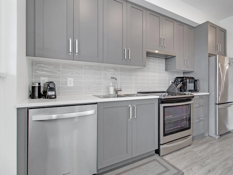 306-18811 72, Surrey, BC, V4N 6W7 - 8