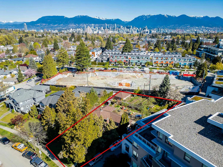515 W 30th Avenue, Vancouver, BC, V5Z 2J2 - 3