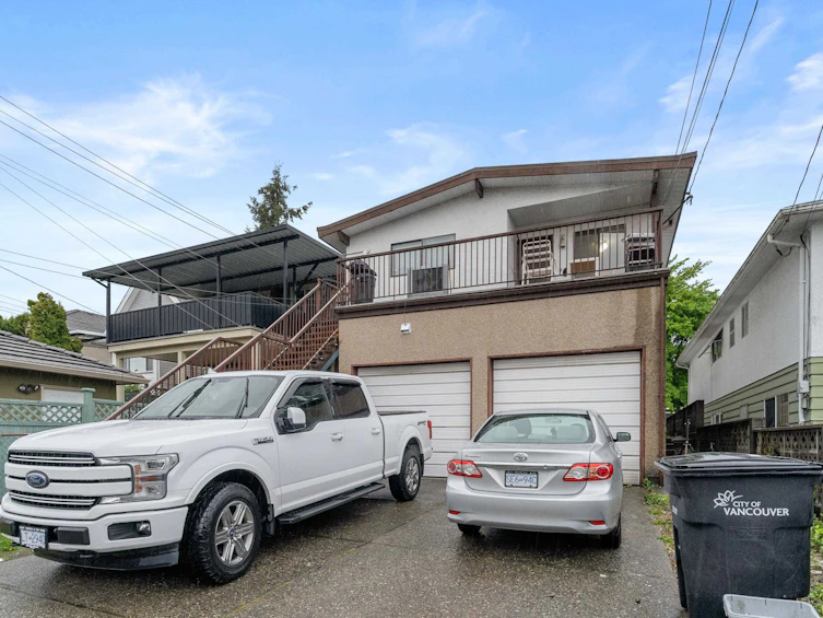 886 E 56th Avenue, Vancouver, BC, V5X 1S2 - 3
