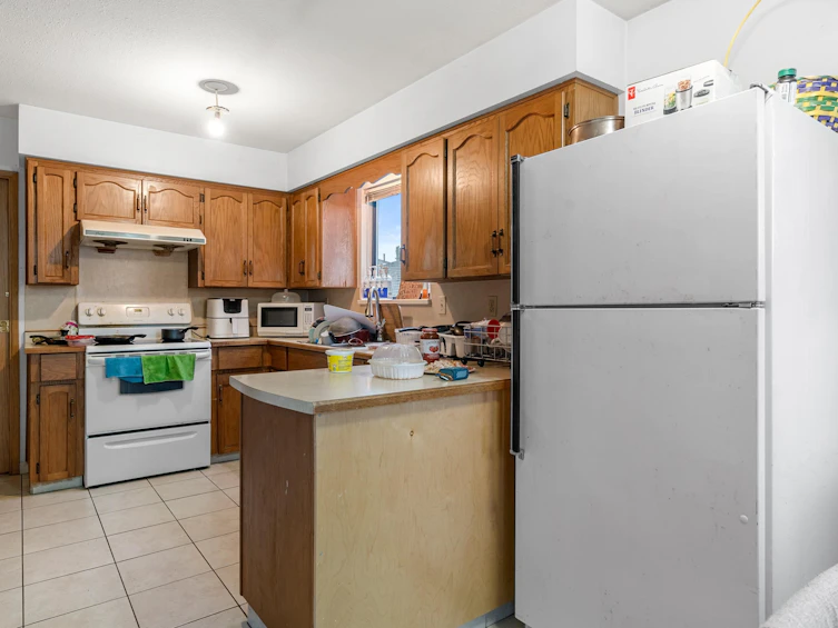 886 E 56th Avenue, Vancouver, BC, V5X 1S2 - 7