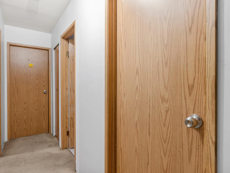 886 E 56th Avenue, Vancouver, BC, V5X 1S2 - 11