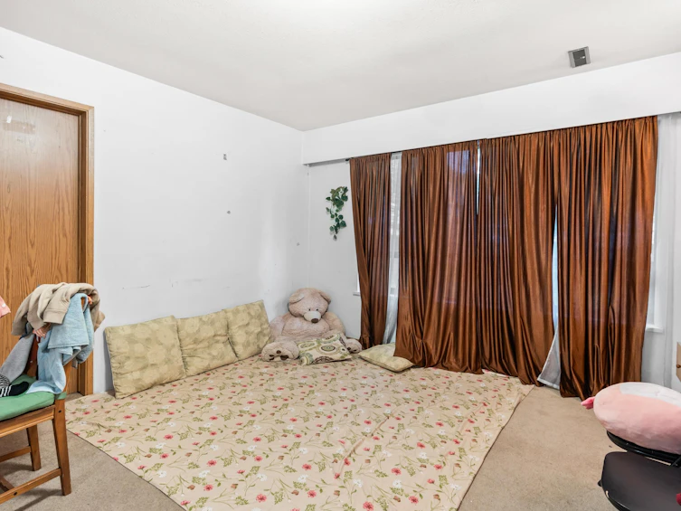 886 E 56th Avenue, Vancouver, BC, V5X 1S2 - 12
