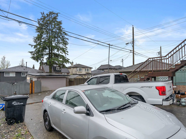 886 E 56th Avenue, Vancouver, BC, V5X 1S2 - 26
