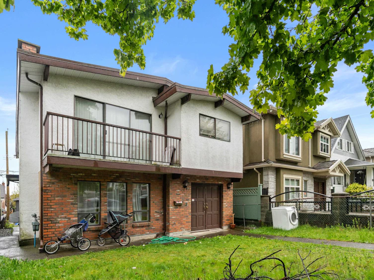 886 E 56th Avenue, Vancouver, BC, V5X 1S2