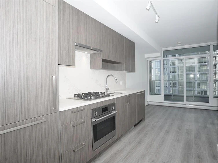 615-13350 Central, Surrey, BC, V3T 0S1 - 6