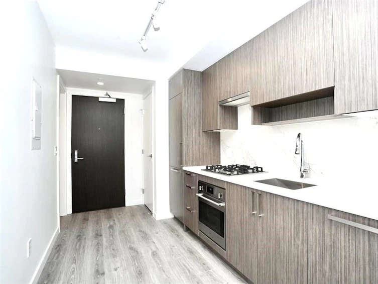 615-13350 Central, Surrey, BC, V3T 0S1 - 8