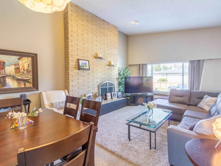 3680 Godwin Avenue, Burnaby, BC, V5G 3S1 - 4