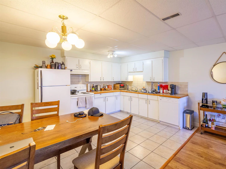3680 Godwin Avenue, Burnaby, BC, V5G 3S1 - 17