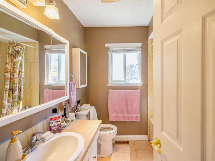 3680 Godwin Avenue, Burnaby, BC, V5G 3S1 - 26