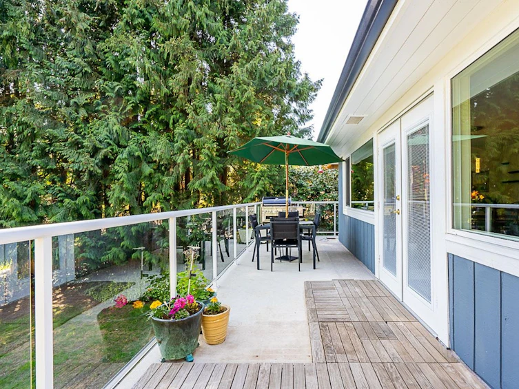 3055 Lazy A Street, Coquitlam, BC, V3C 3N6 - 11