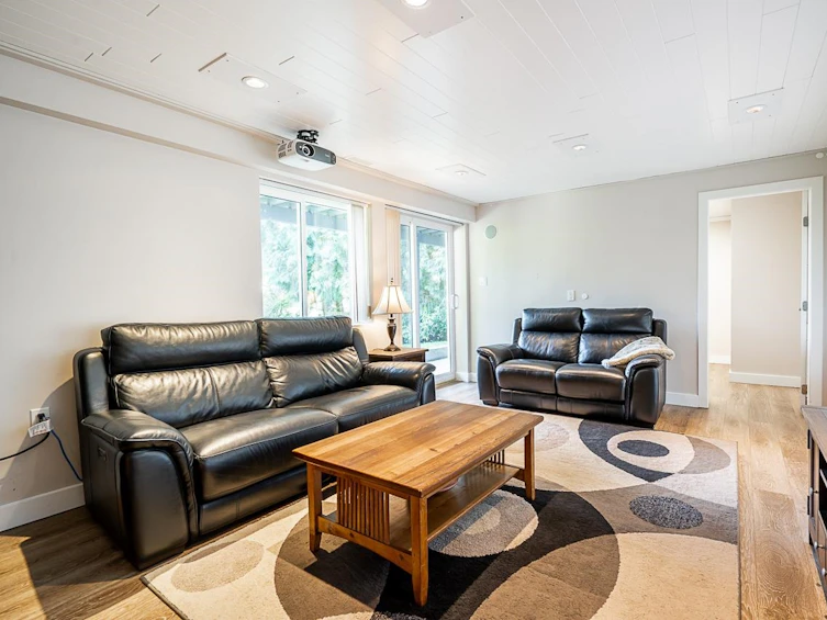 3055 Lazy A Street, Coquitlam, BC, V3C 3N6 - 23