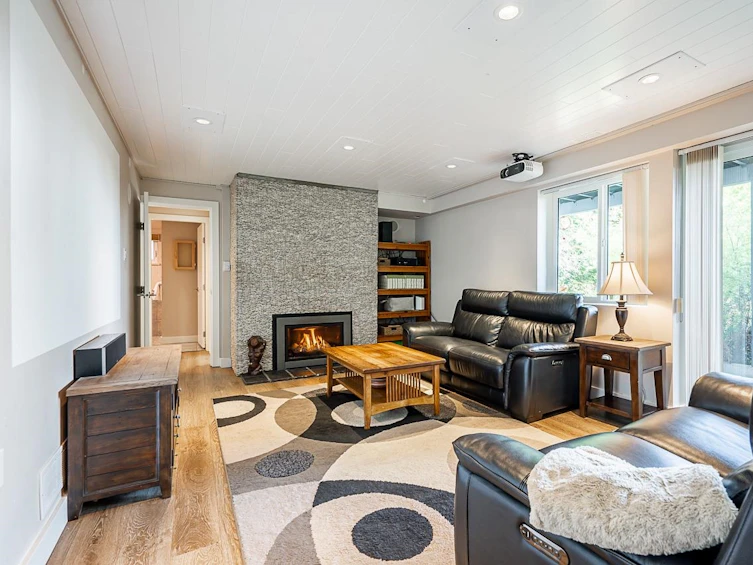 3055 Lazy A Street, Coquitlam, BC, V3C 3N6 - 24