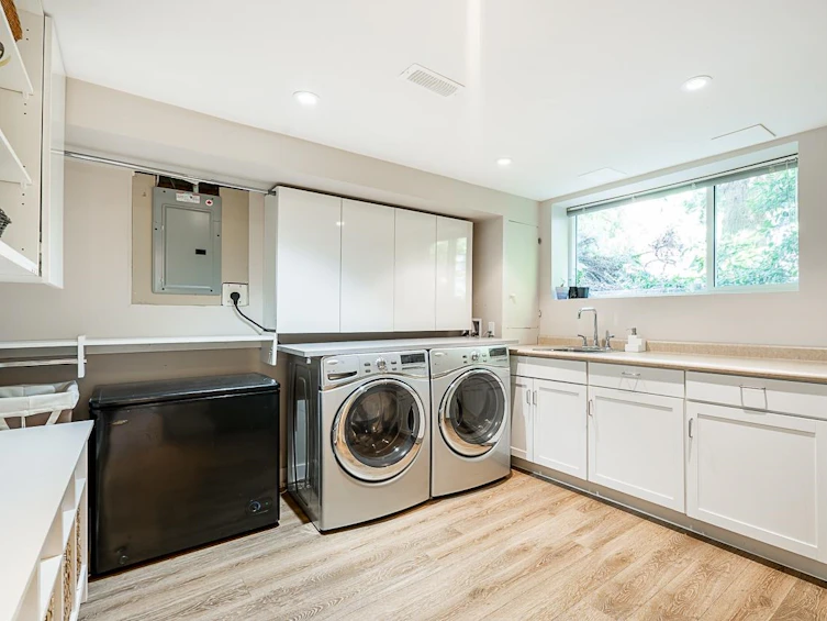 3055 Lazy A Street, Coquitlam, BC, V3C 3N6 - 27