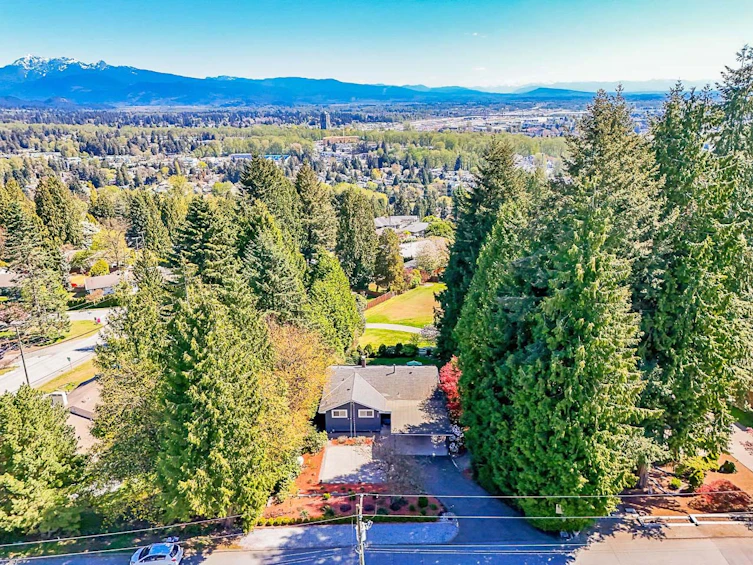 3055 Lazy A Street, Coquitlam, BC, V3C 3N6 - 3