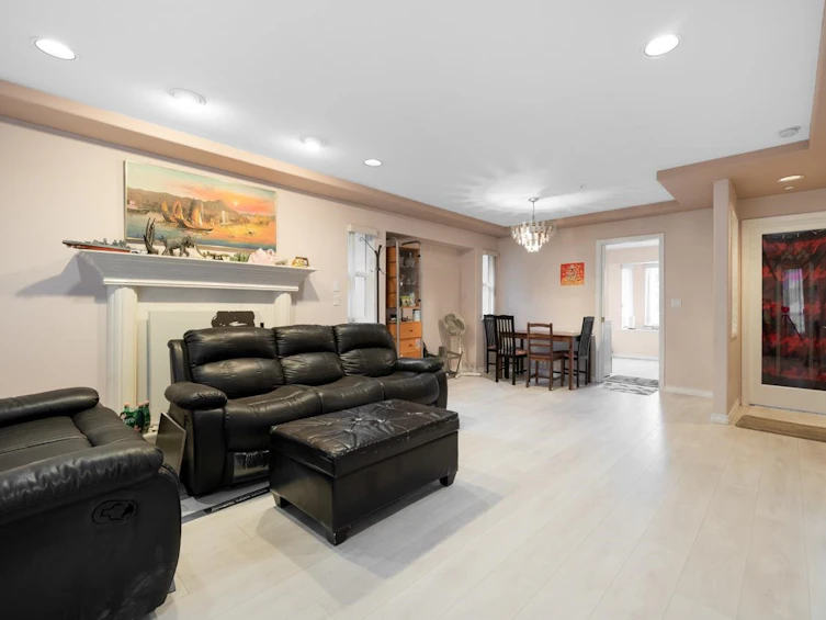 3596 Turner Street, Vancouver, BC, V5K 2H9 - 5