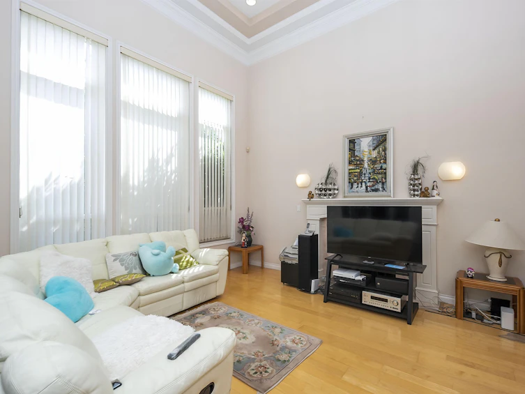 7551 Lucas Road, Richmond, BC, V6Y 1G1 - 2