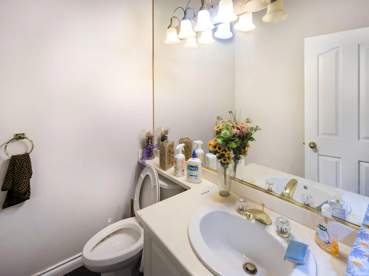 7551 Lucas Road, Richmond, BC, V6Y 1G1 - 4