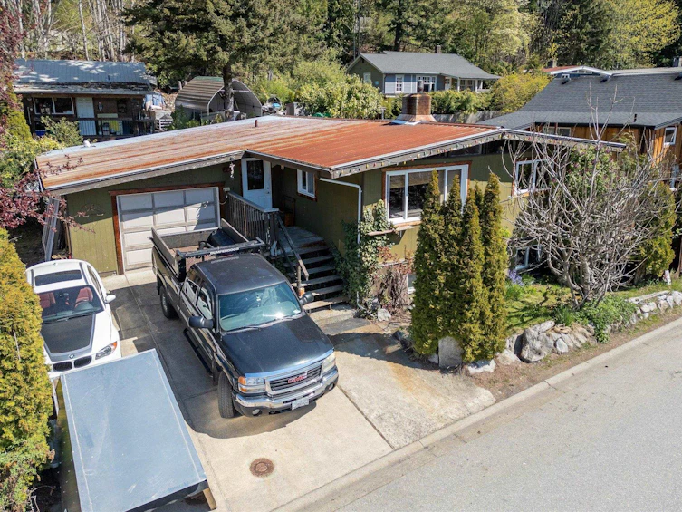 623 Lower Crescent, Squamish, BC, V8B 1J1 - 30