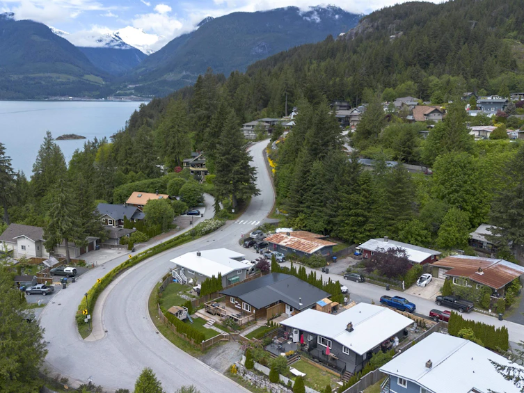 623 Lower Crescent, Squamish, BC, V8B 1J1 - 39
