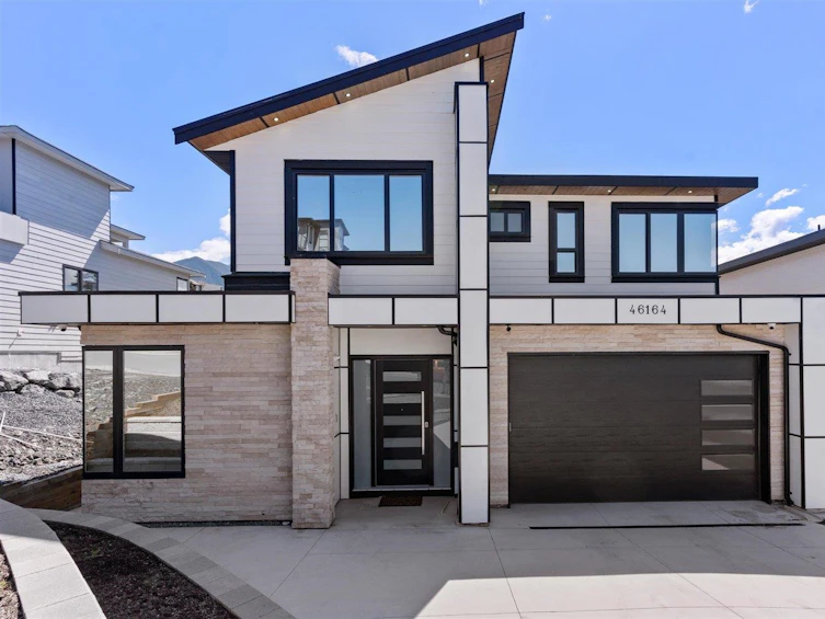 46164 Crestview Drive, Chilliwack, BC, V2R 6G4