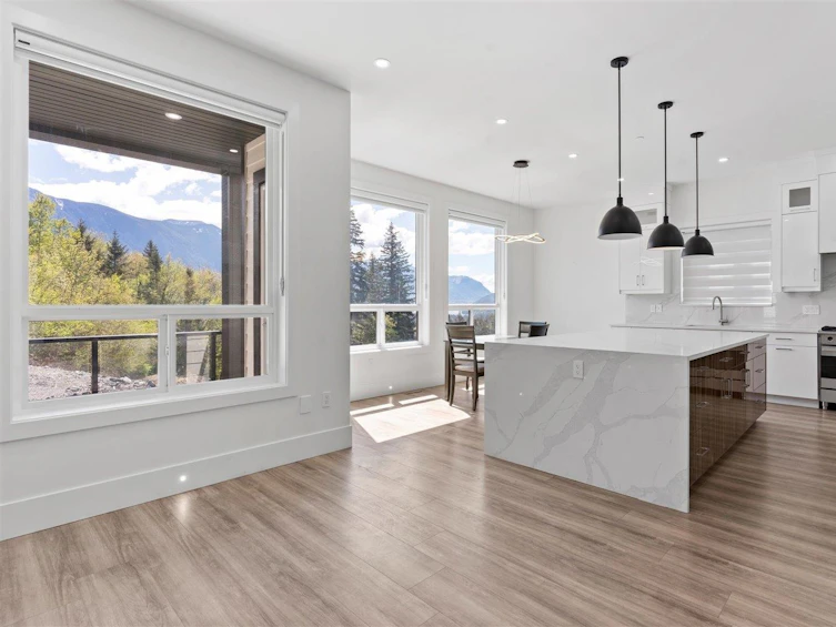 46164 Crestview Drive, Chilliwack, BC, V2R 6G4 - 8