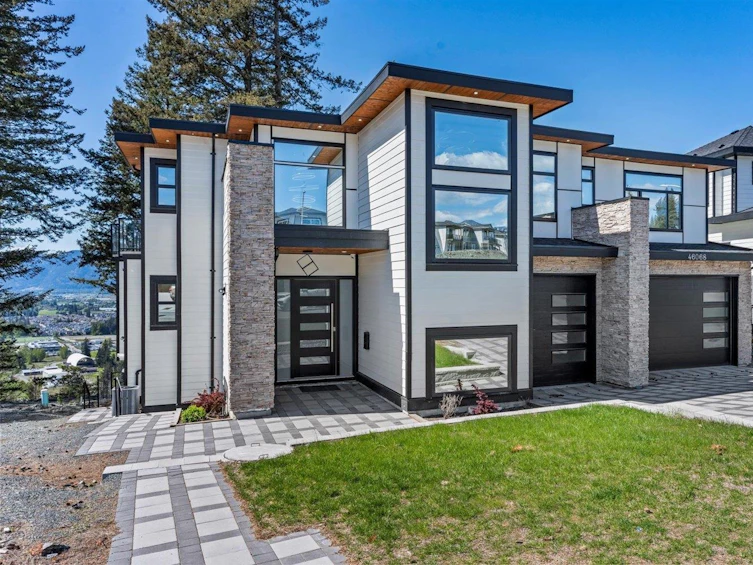 46068 Crestview Drive, Chilliwack, BC, V2R 6G4 - 2