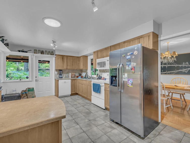 16885 20 Avenue, Surrey, BC, V3Z 9N4 - 13