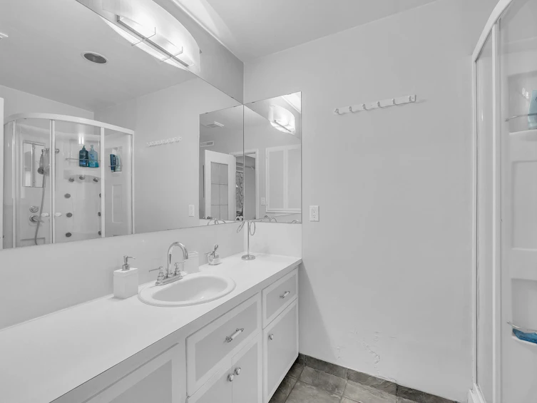 16885 20 Avenue, Surrey, BC, V3Z 9N4 - 26