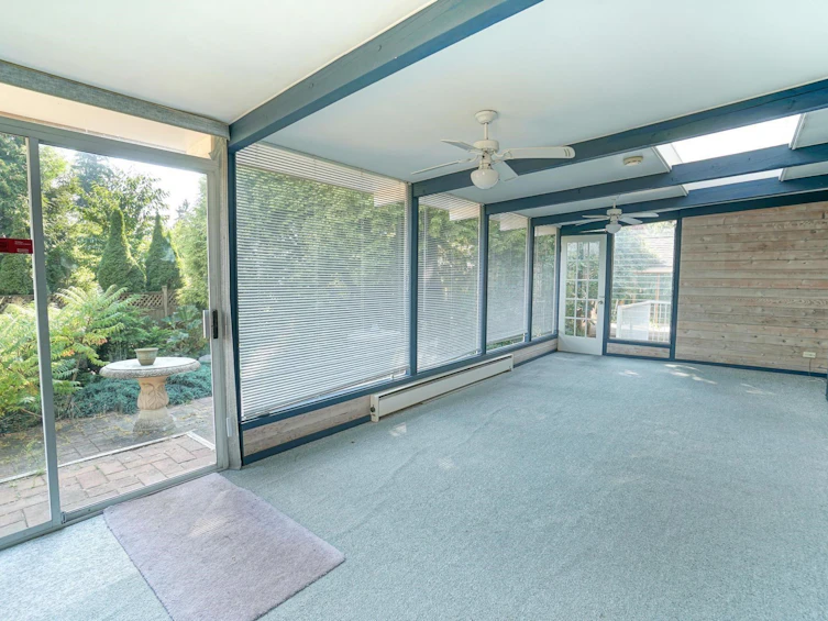 12686 56 Avenue, Surrey, BC, V3X 2Y6 - 12
