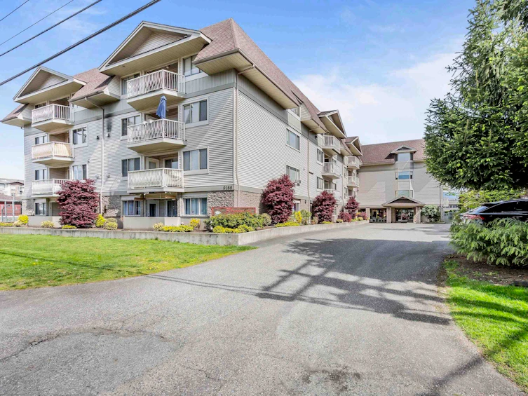 204-9186 Edward Street, Chilliwack, BC, V2P 7X6