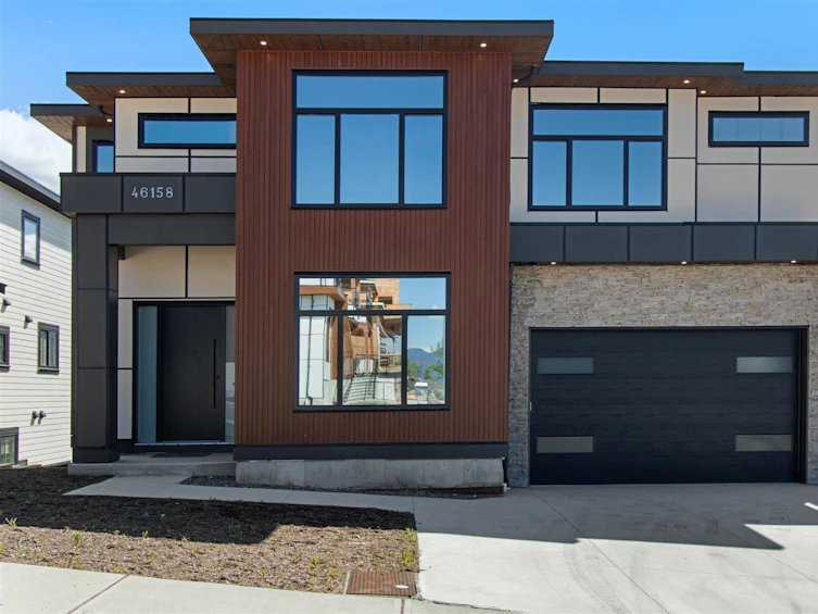 46158 Crestview Drive, Chilliwack, BC, V2R 6G4