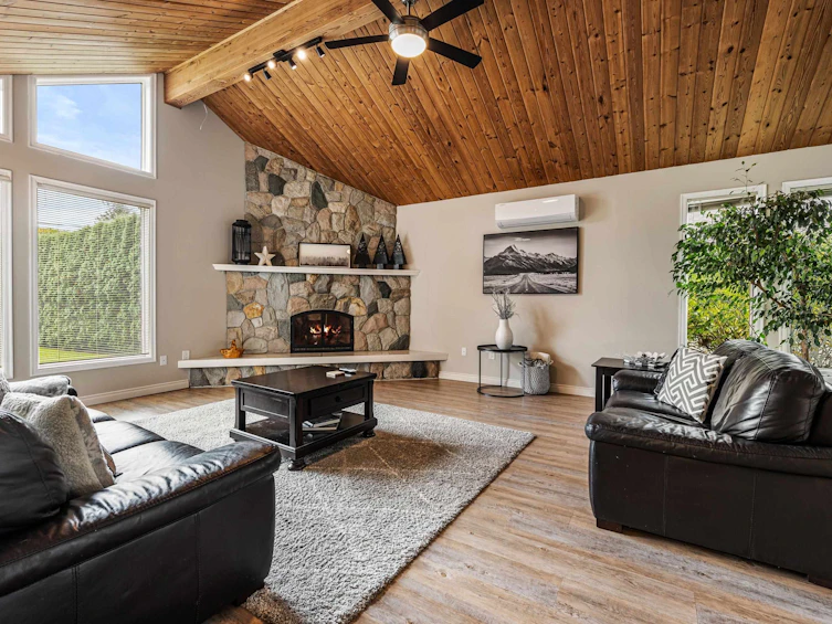 228 Water Avenue, Hope, BC, V0X 1L0 - 4