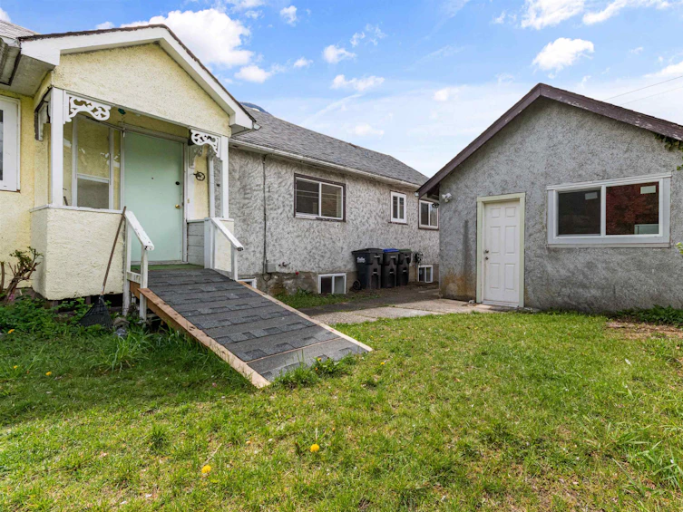 677 5th Avenue, Hope, BC, V0X 1L0 - 6
