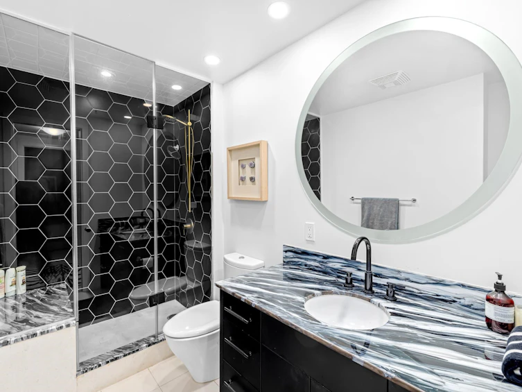 205 1455 Howe Street, Vancouver, BC, V6Z 1C2 - 25