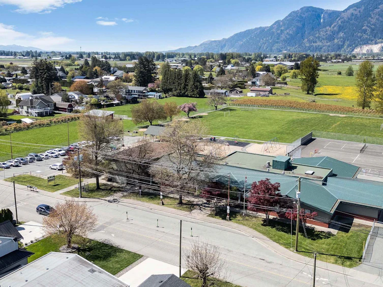 6640 Sumas Prairie Road, Chilliwack, BC, V2R 4K1 - 4