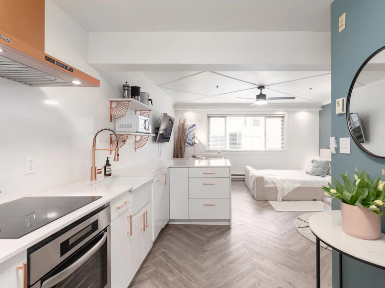 205-1940 Barclay Street, Vancouver, BC, V6G 1L3 - 5