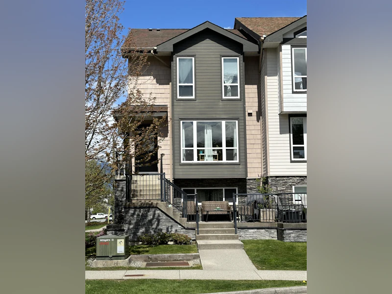 3 - 1261 Main Street, Squamish BC V8B 0P7