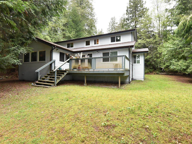 1029 Grandview Road, Gibsons, BC, V0N 1V3