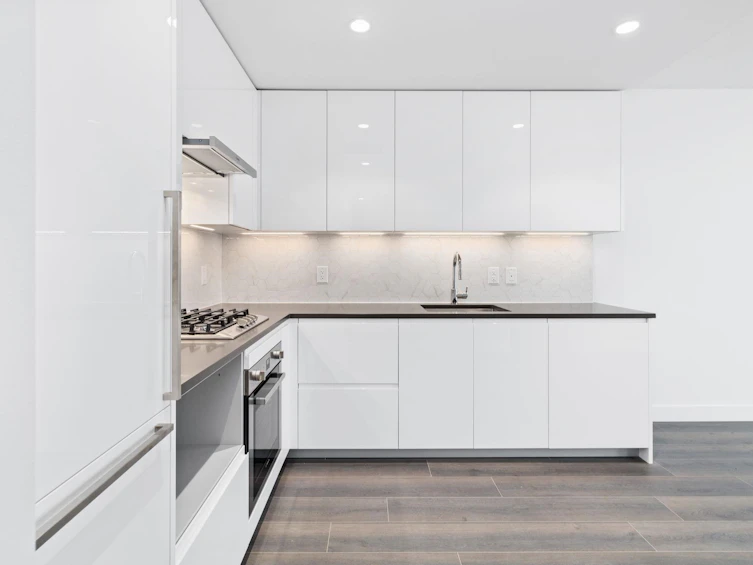1901-8188 Fraser Street, Vancouver, BC, V5X 0J8 - 7