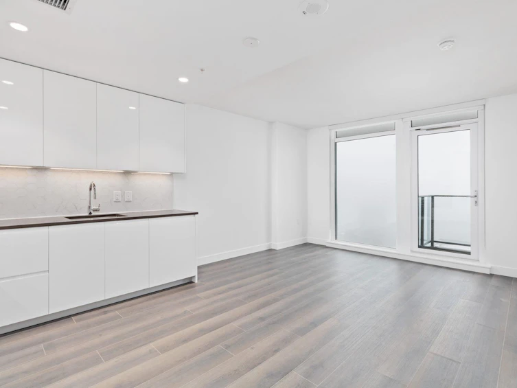 1901-8188 Fraser Street, Vancouver, BC, V5X 0J8 - 10