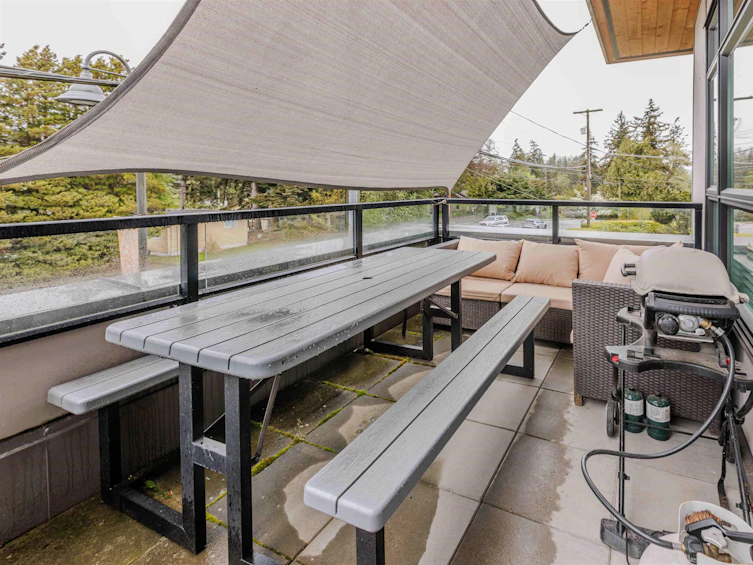 208-5682 Wharf Avenue, Sechelt, BC, V7Z 0J3 - 22