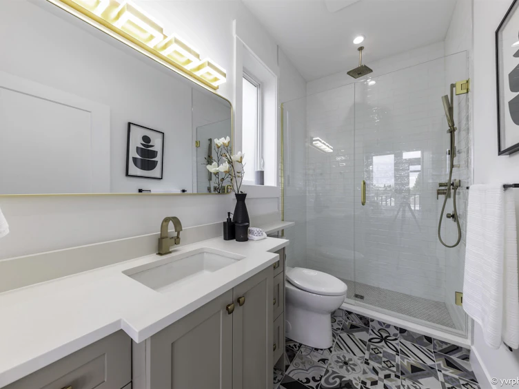 4990 Sherbrooke Street, Vancouver, BC, V5W 3M2 - 13