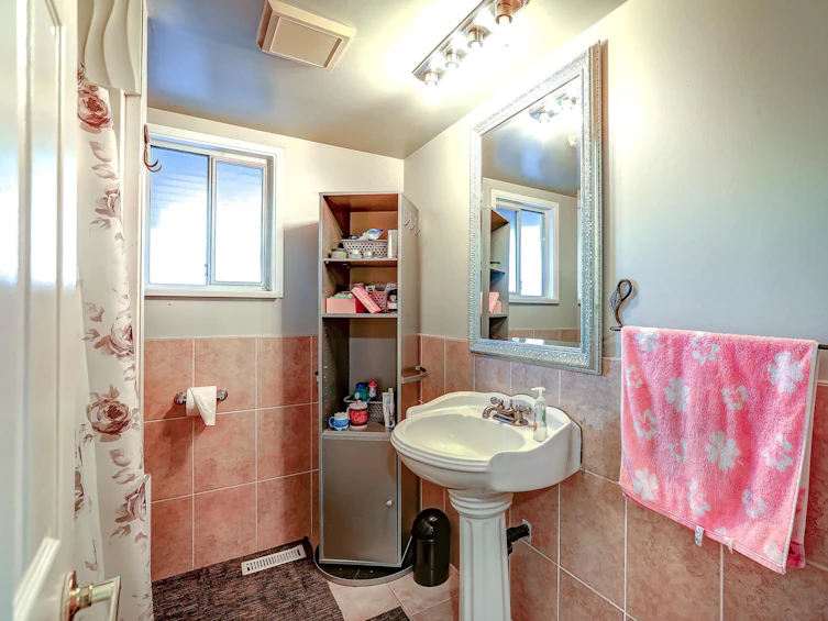 10560 Westminster Highway, Richmond, BC, V6X 1B2 - 9