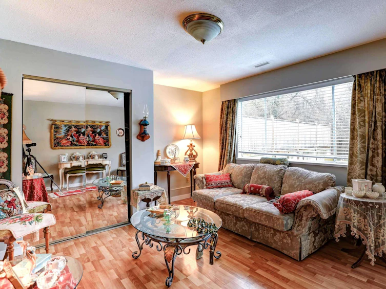 10560 Westminster Highway, Richmond, BC, V6X 1B2 - 11