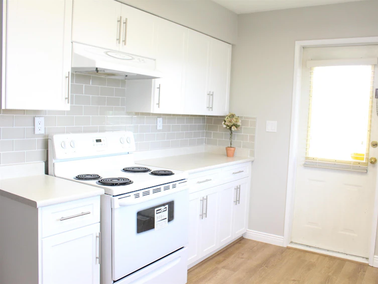 10560 Westminster Highway, Richmond, BC, V6X 1B2 - 16