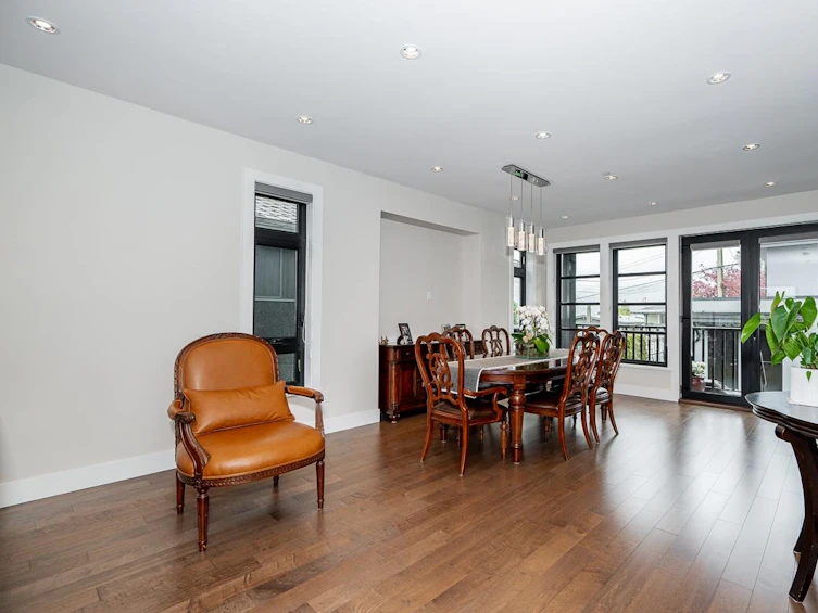 3621 Cambridge Street, Vancouver, BC, V5K 1M5 - 9