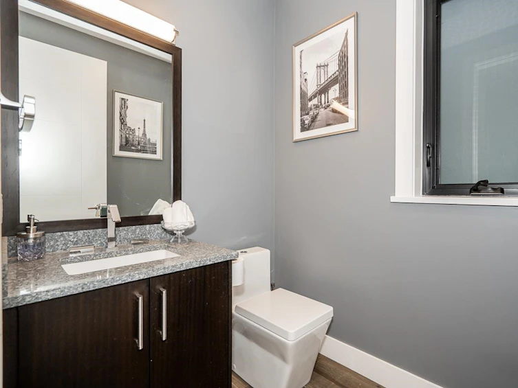 3621 Cambridge Street, Vancouver, BC, V5K 1M5 - 14