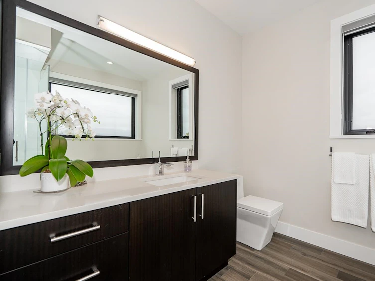 3621 Cambridge Street, Vancouver, BC, V5K 1M5 - 20